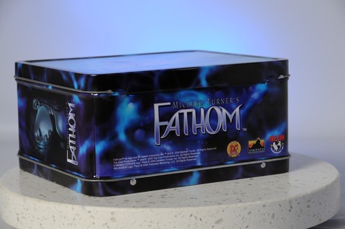 Michael Turner's FATHOM Metal Lunchbox 2000 Top Cow BRAND NEW - Picture 7 of 8