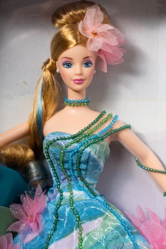 1997 Claude Monet “Water Lily” Barbie #17783 Limited Edition Artist Series NRFB