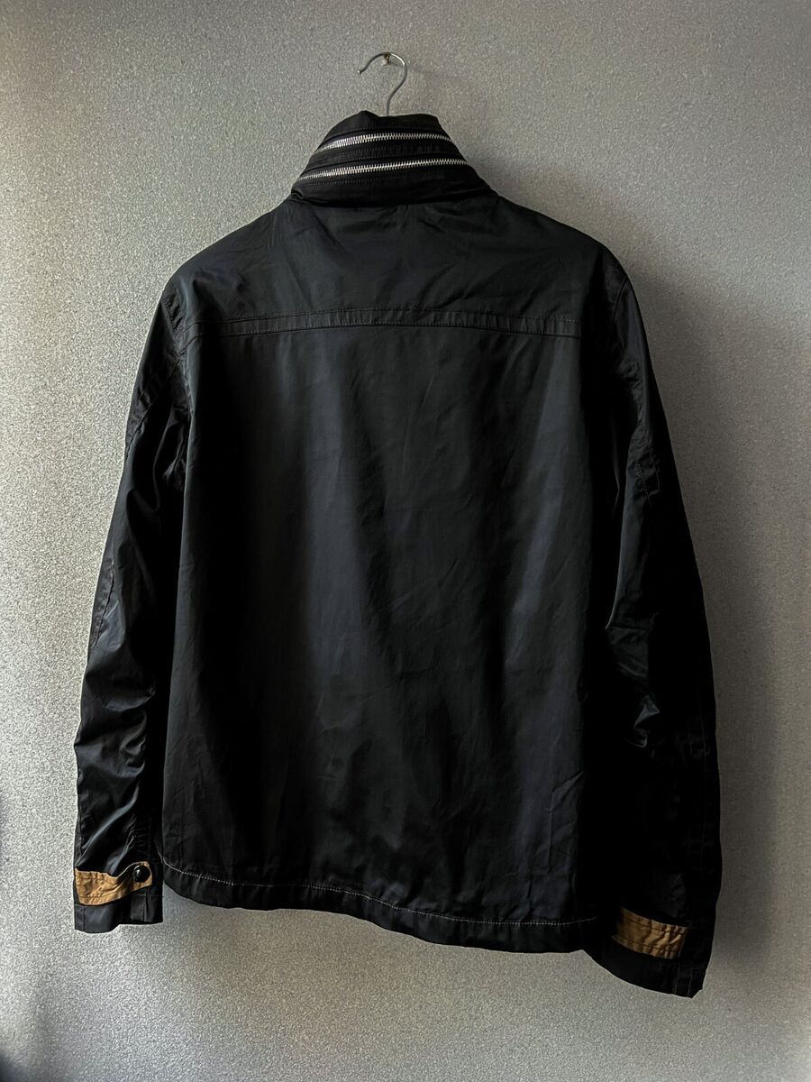 Emporio Armani Vintage Nylon Jacket Made In Italy | eBay Emporio Armani Vintage Nylon Jacket Made In Italy | eBay