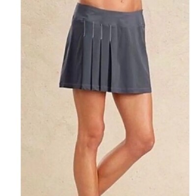 Athleta Small Second Wind Skort Skirt Shorts Gray Mini Stretch Athletic Womens