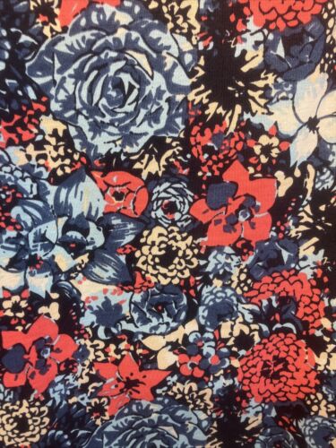 LuLaroe Short Sleeve Blouse Size XL Floral Design - Picture 2 of 15