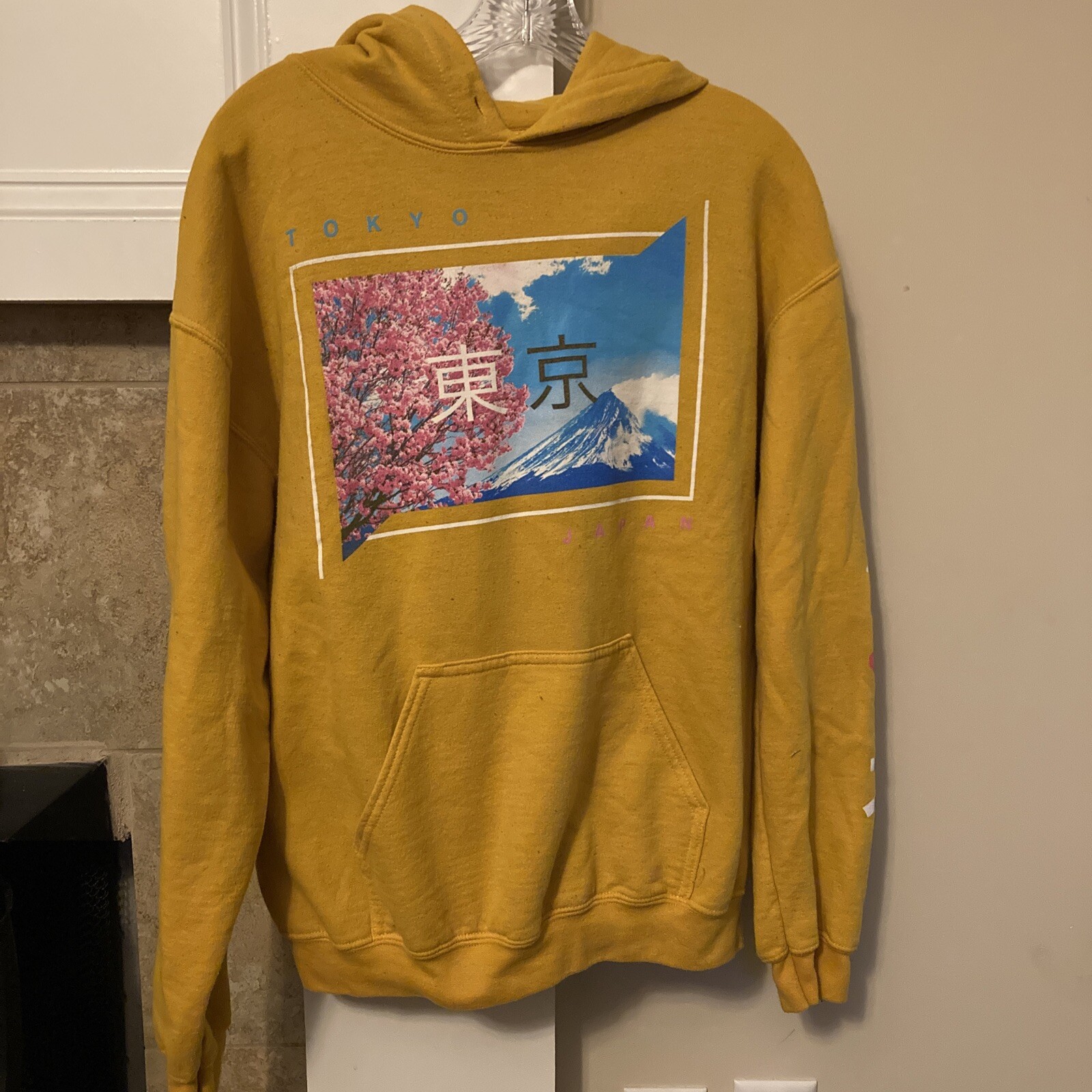 Popular Poison Adult Medium Hoodie Yellow Sweatshirt Tokyo Japan Ocean  Blossom | eBay