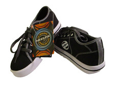 NEW Heelys Mens Canvas Low Top Wheeled Skate Shoes 7 Black/White