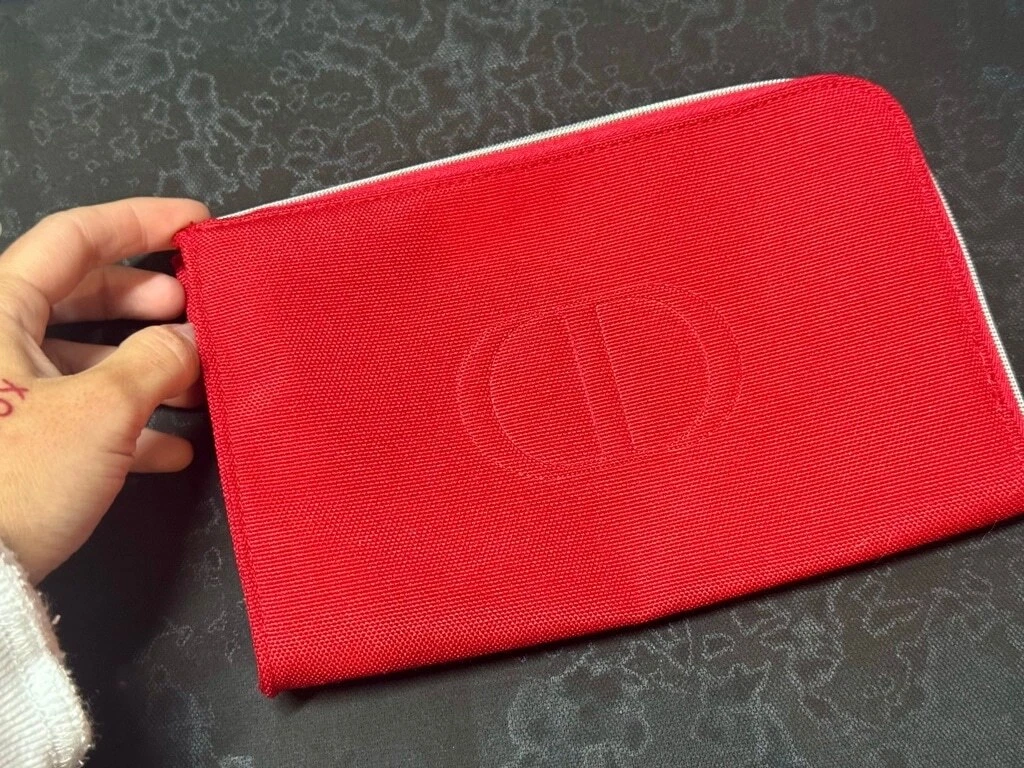 Pochette Christian Dior toile rouge 3/4 fermeture éclair neuve