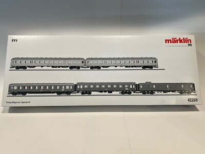 Marklin 42269 DB  Eilzug  /  Fast Passenger Train  Car Set