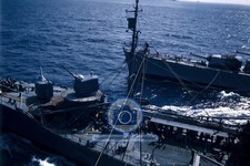 USS MINNEAPOLIS AND USS PLATTE REFUELING SEASCAPE WWII 1944 4X6 POSTCARD PHOTO