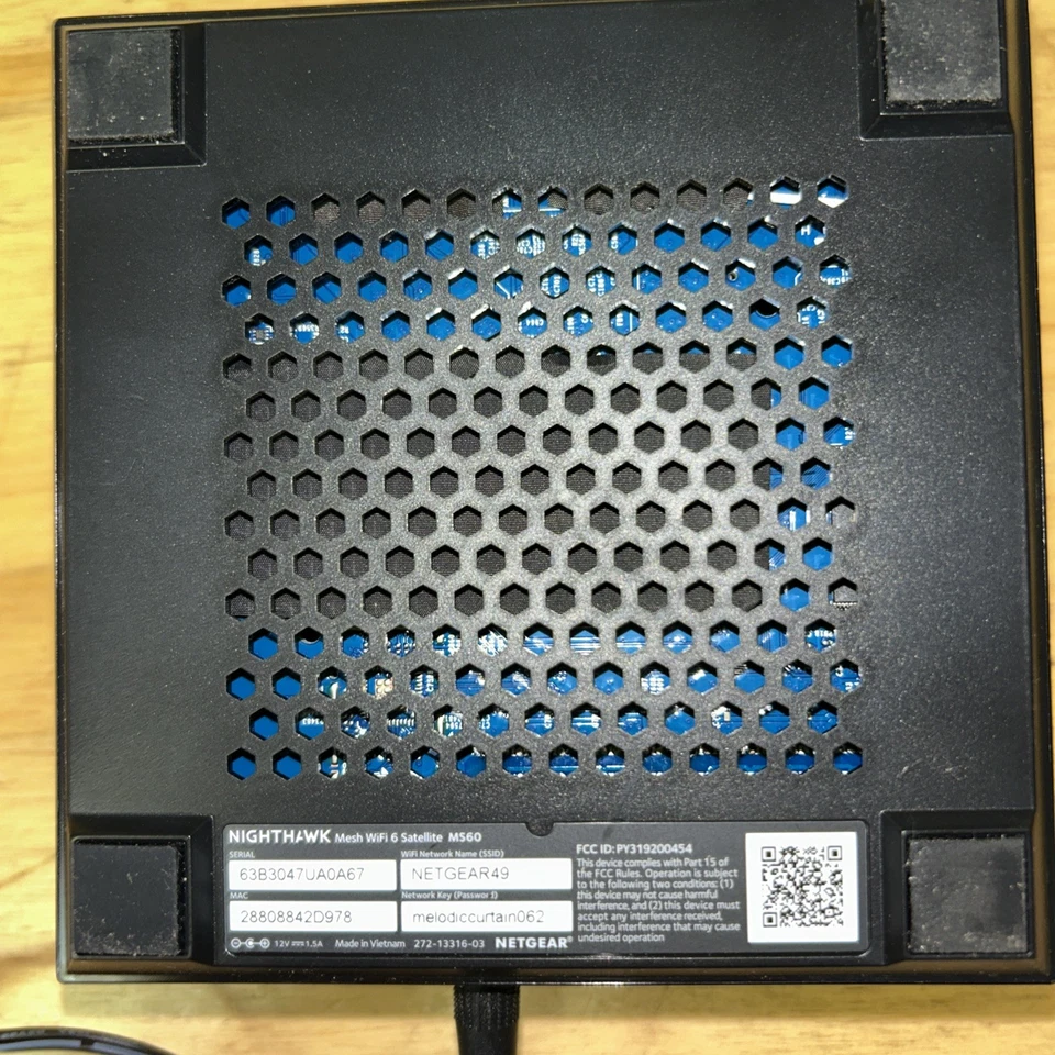 NETGEAR MS60 Nighthawk Whole Home Mesh WiFi 6 Addon Satellite - Image 3 of 4