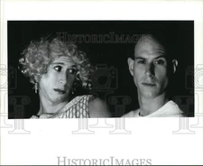 1995 Press Photo Andrew Melton in His One-Man Show "My Life As Kim Novak"