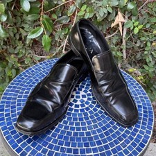 PRADA men's black leather loafer / dress shoe