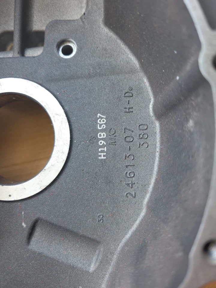 07-17 Harley Davidson Cvo 110 Rightside Motor Case B MOTOR Foto 2 de 4