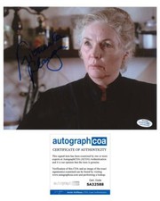 Fionnula Flanagan "The Others" AUTOGRAPH Signed 'Mrs. Mills' 8x10 Photo ACOA