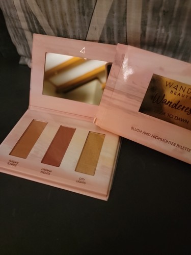 Wander Beauty Wanderess Dusk to Dawn Eye and Cheek Palette - Dusk to Dawn NIB - Picture 2 of 3