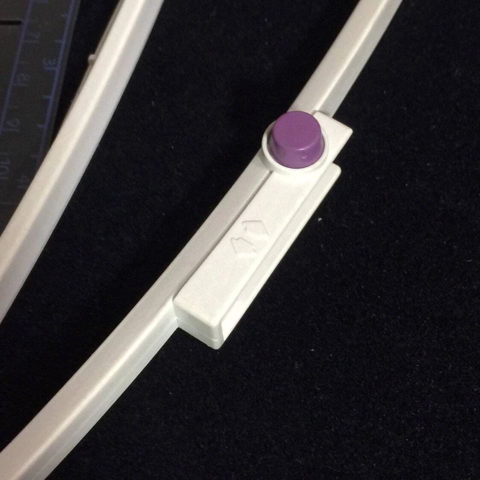 Husqvarna Viking Embroidery Hoop For Rose #1+ 1250 Iris Orchidea Scandinavia - Image 4 of 4