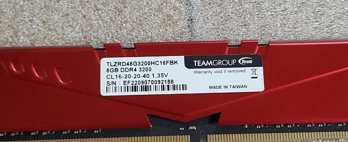 T-FORCE 16GB (2x8GB) DDR4 3200MHz Desktop Gaming Memory