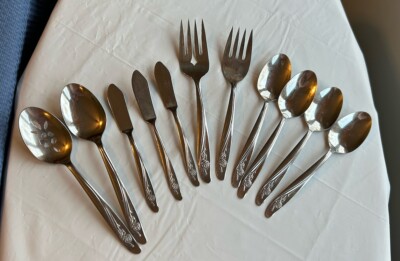 Oneida Stainless ROSEANNE 11 Pcs Serving Spoons, Forks, Butter Knives