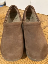 Dansko Womens Brown Suede Slip Resistant Clogs Size 38