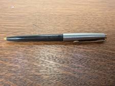 Vintage Black/Gold Parker 25 Ballpoint Pen - New Refill - Made in England