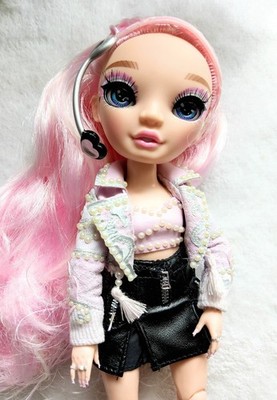 Rainbow High Royal 3 K-pop Minnie Choi Doll EUC!