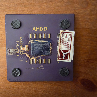 AMD Athlon 1100Mhz - Socket 462 - FSB 200Mhz - A1100AMT3B