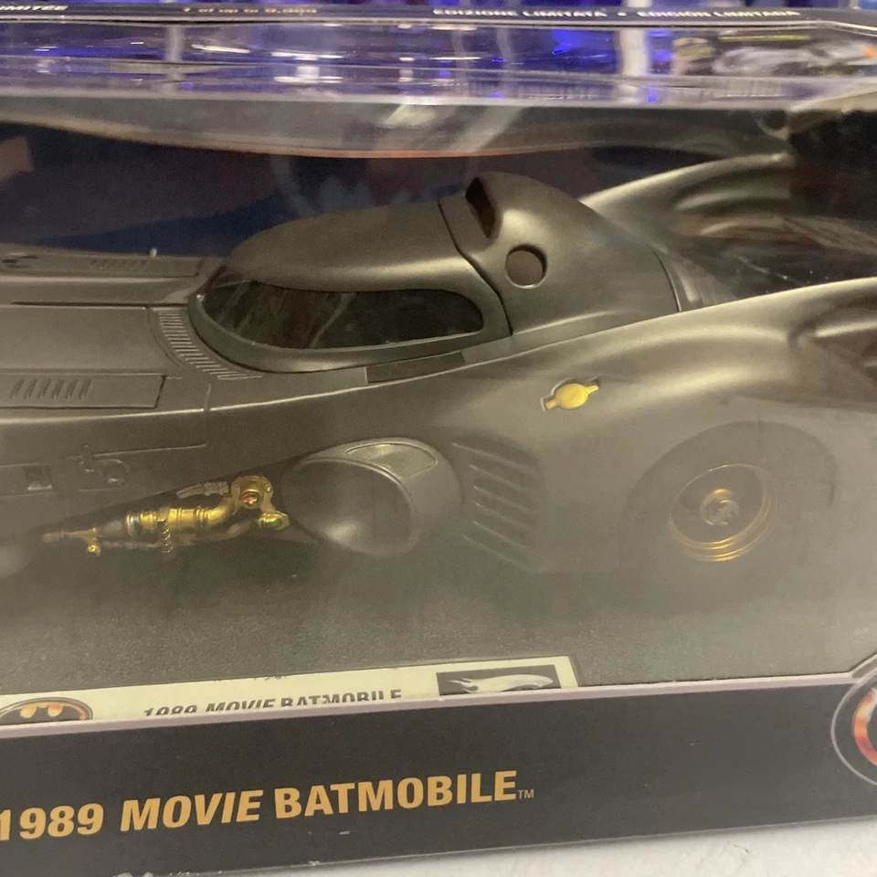 HOT WHEELS Elite BATMAN 1989 Movie Batmobile - 1/18 Limited Edition - Immagine 3 di 4