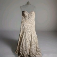 Abito da sposa stile Allure Bridals #8952 pizzo a cuore avorio taglia 12