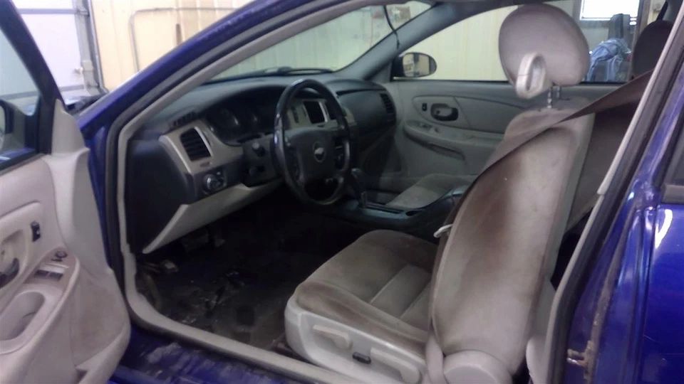 Espejo retrovisor de puerta izquierdo usado se adapta a: Chevrolet Monte Carlo 2007 eléctrico sin calefacción opcional DG7 Foto 2 de 4