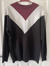 New Look Women  s Chevron Jumper - Small