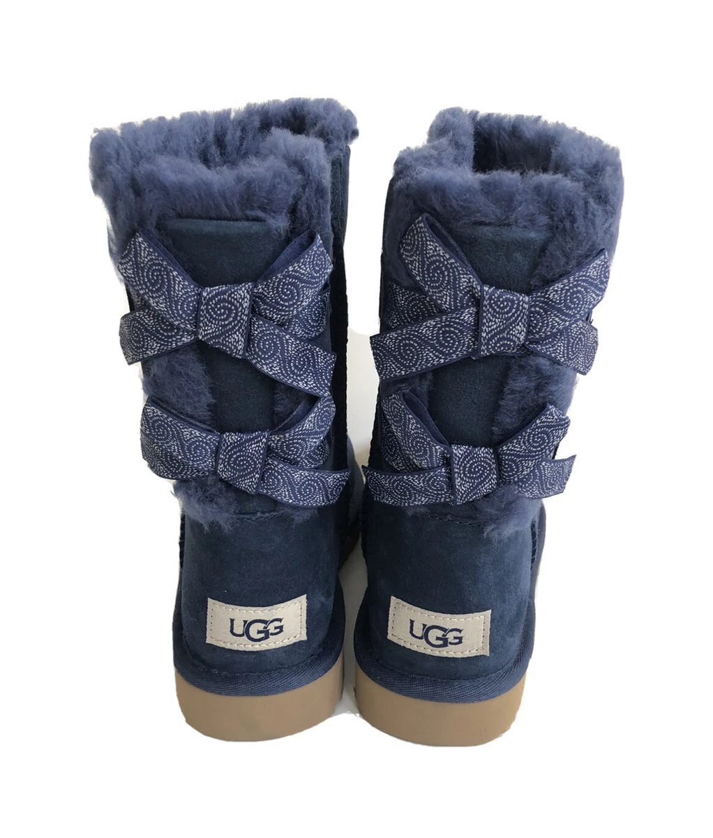 Navy blue on sale uggs with bows