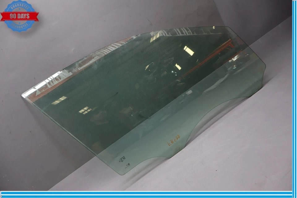 11-17 Volkswagen VW Touareg Puerta Delantera Derecha Pasajero Lateral Ventana Vidrio Fabricante Original Foto 3 de 4