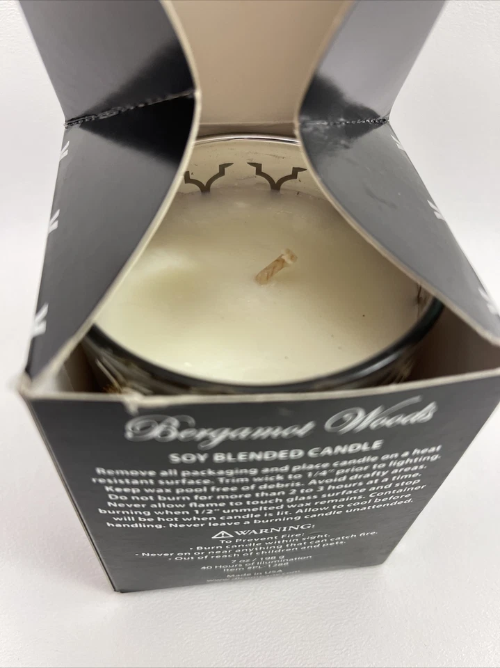 D.L. Vela misturada de soja & Co Bergamot Woods 7 oz NOVA NA CAIXA kk - Imagem 3 de 4