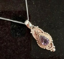 Sterling Silver 925 Faceted Amethyst Indian Style Pendant & a 20" Slim Curb Chai