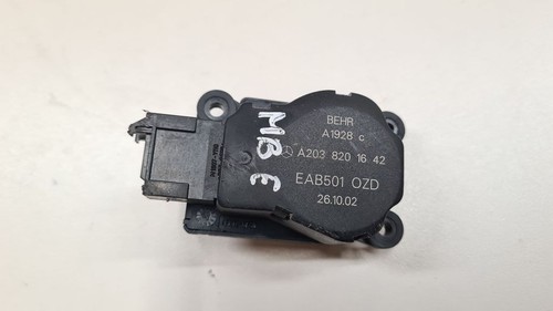 Mercedes-Benz E W211 2004 Stellmotor Heizung Klima 41047324 Diesel 130kW VLU1522