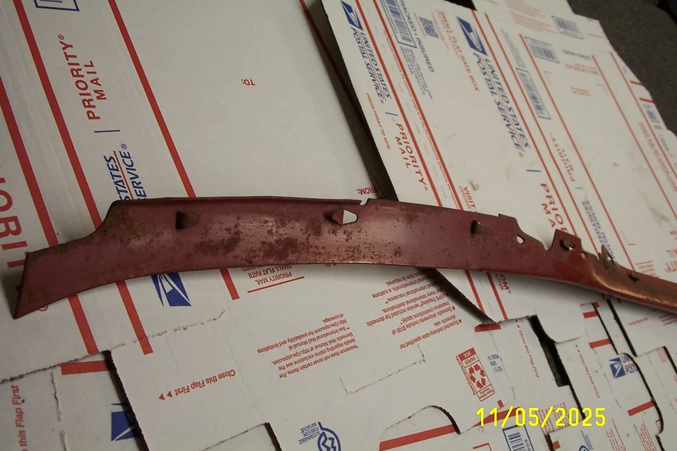 1963  CHEVROLET IMPALA RH KICK PANEL WINDLACE RETAINER biscayne  belair - Image 4 of 4