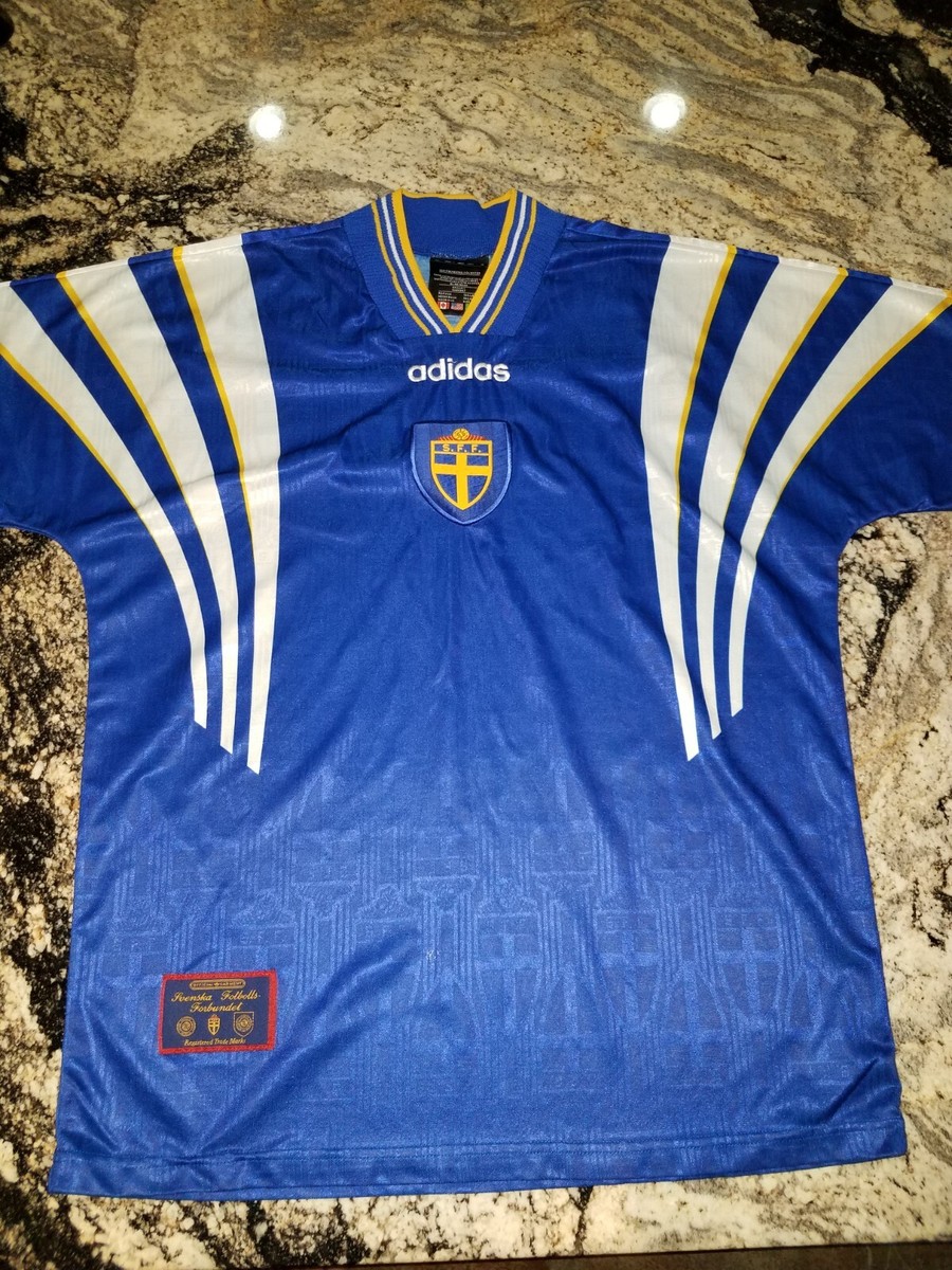 SWEDEN 1996 SVERIGE FOOTBALL SOCCER JERSEY ADIDAS sz L MEN BLUE
