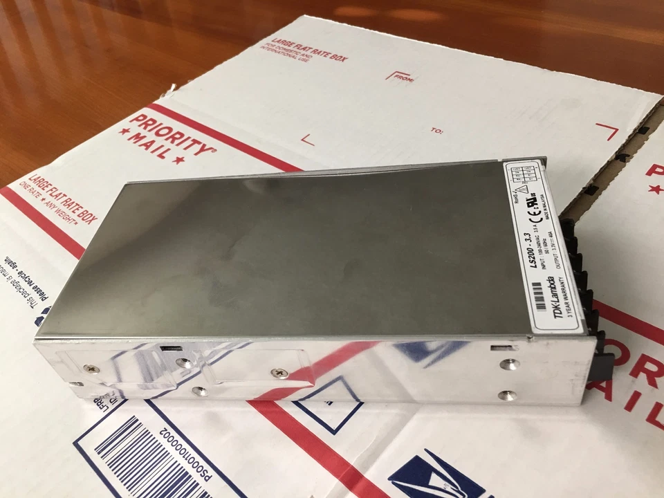 FUENTE DE ALIMENTACIÓN TDK-Lambda LS200-3.3 3.3 VDC 40 A, PROBADA, 60 DÍAS DE GARANTÍA Foto 3 de 4