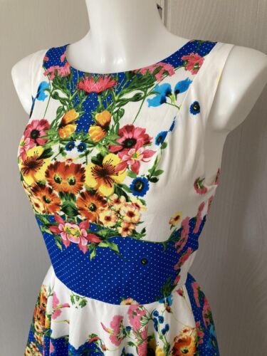 BNWOT New LOVE @ Topshop 'Fit N Flare' Floral Dipped Hem Midi Dress Fits size 8 - Picture 2 of 7