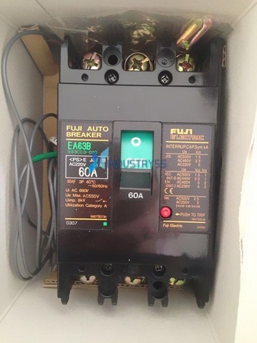 Interruttore Automatico FUJI EA63B 3P 60A - Nuovo, Magnetotermico, 3 Poli