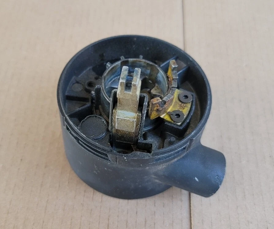 1976 1979 Ford Thunderbird , Ltd , Cougar Ignition Switch Column Cover - Image 3 of 4