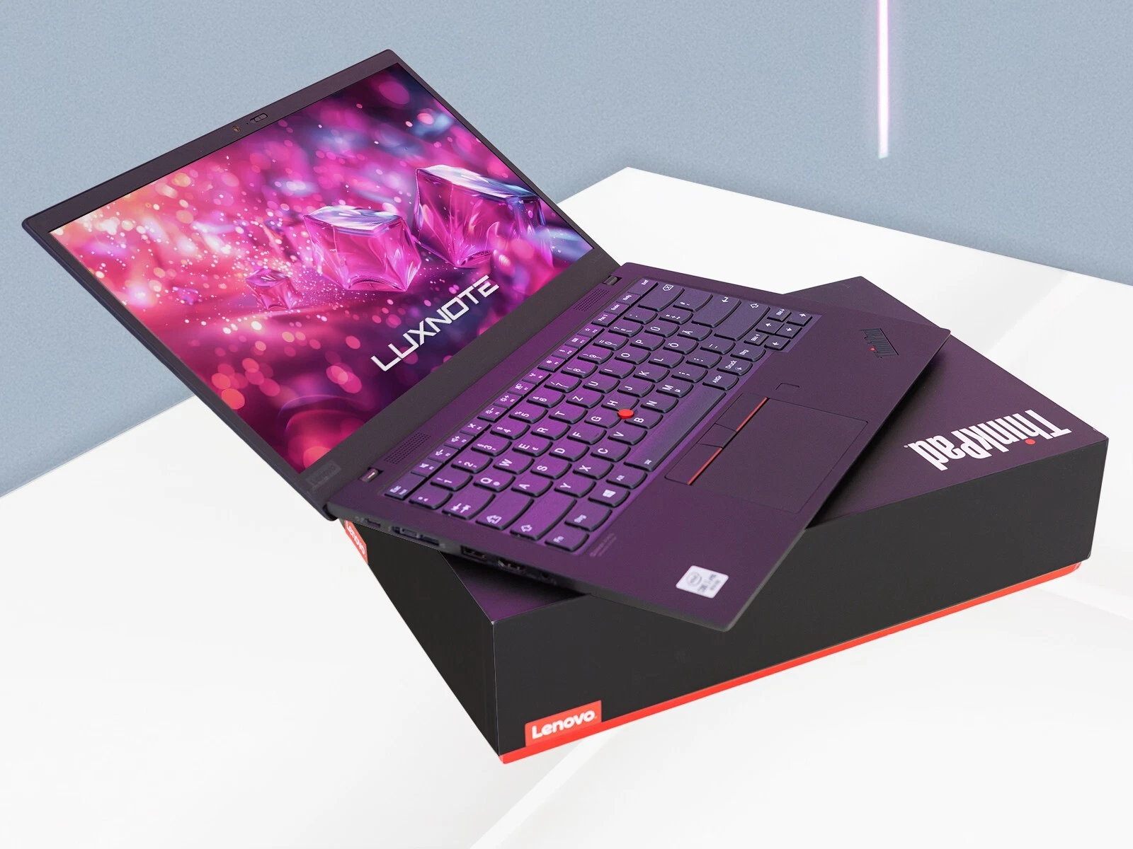 LENOVO THINKPAD X1 CARBON GEN8 I7 4x1.8 GHz 16GB 512GB SSD 1920