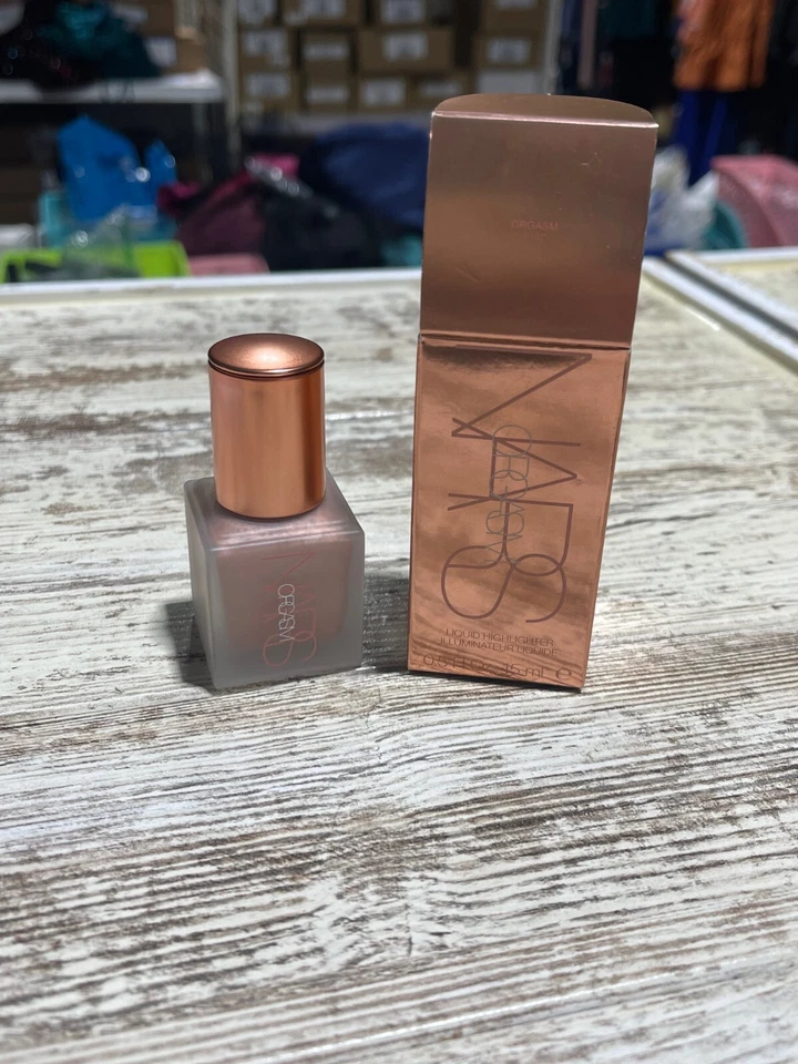 NARS Liquid Highlighter - Orgasm - 0.5 fl. oz/15ML Limited Edition, New in Box - Image 3 of 3