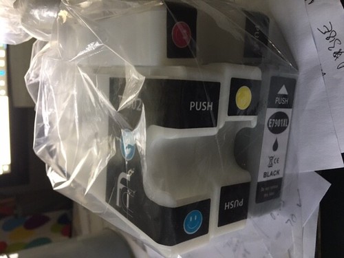 Cartucce d'inchiostro compatibili T7903 E7901XL nero T7902 T7904 costo oltre £50! - Foto 2 di 2