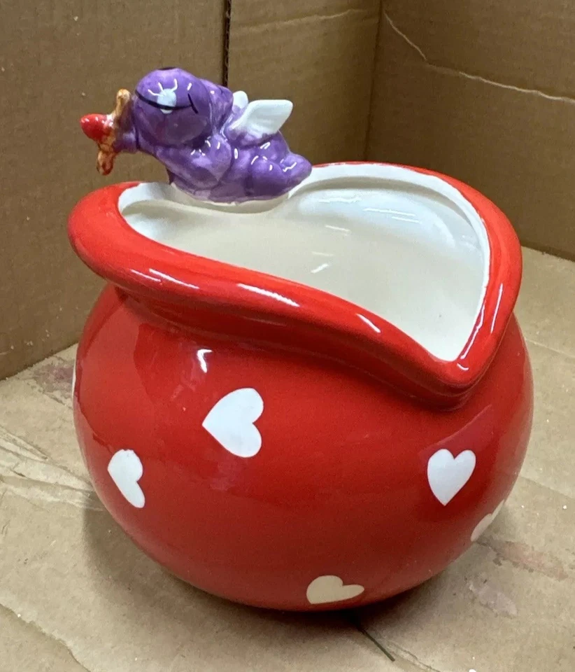 Jarra grande con dinosaurio volador y corazones más taza grande Foto 2 de 4