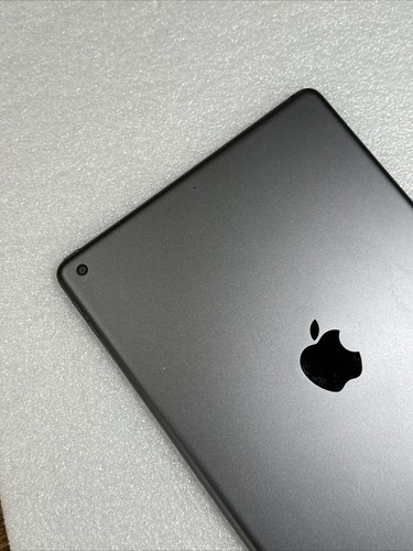 Apple iPad Pro 1st Gen. 256GB, Wi-Fi Only, 10.5 in - Space Grey - ref 439 - Picture 7 of 11