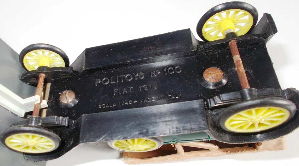 ANTICA FIAT 911 POLITOYS APS 1/45 PLASTICA - Immagine 4 di 4