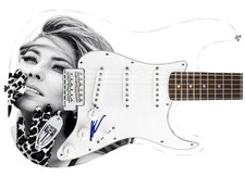 Shania Twain Signed "Glamour and Grace" Custom Graphics Guitar ACOA