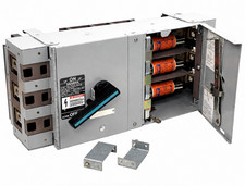 V7F3644 Siemens 200A 600V Tandem Switch + Mounting Hardware & 6Qty. AJT200 Fuses
