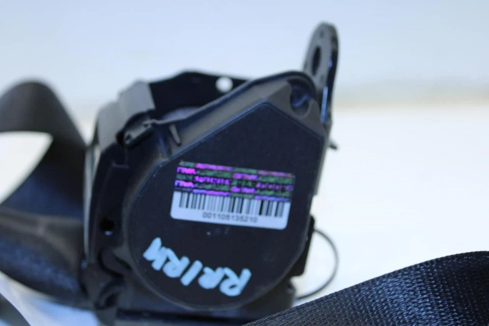 15-16 BMW 435i Gran Coupé trasero derecho segunda fila cinturón de seguridad retractor 72117259391 OEM Foto 4 de 4