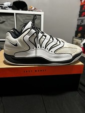 Nike KD 18 Black/White Team bank