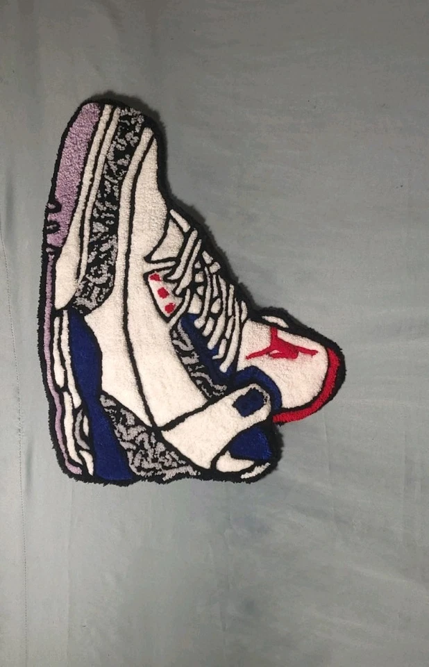 Tapete tufado retrô feito à mão Air Jordan 3 2 pés azul e branco, tênis, Jordans - Imagem 2 de 4