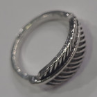 Silver Tone Stainless Steel Leaf Band Ring Size 6 No Stones Fashion Theme — photo 1